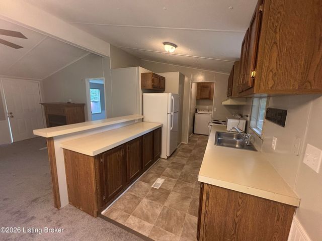 141 Birch St, Shepherdsville, KY 40165