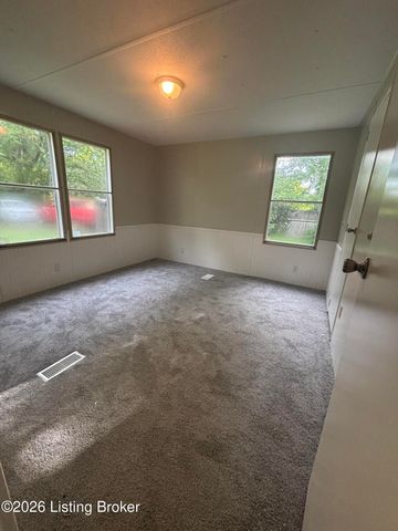 141 Birch St, Shepherdsville, KY 40165