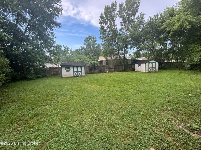 141 Birch St, Shepherdsville, KY 40165