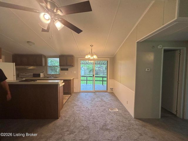 141 Birch St, Shepherdsville, KY 40165