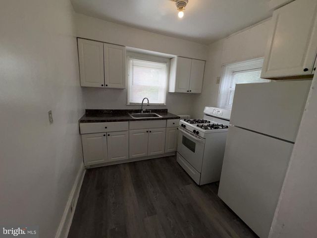 3904 GROVELAND AVE, Baltimore, MD 21215