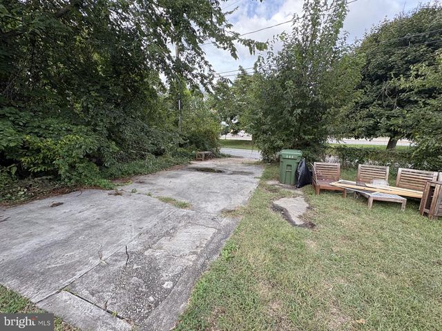 3904 GROVELAND AVE, Baltimore, MD 21215