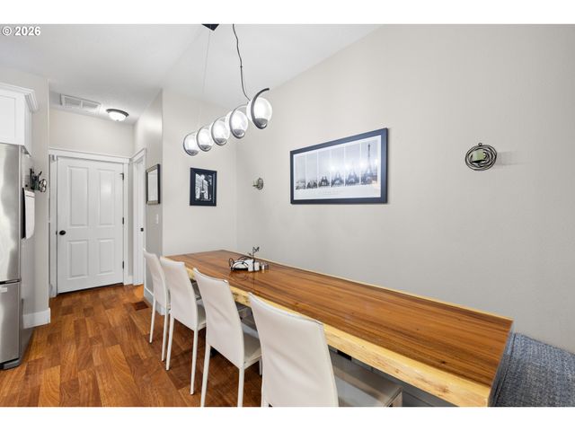 1193 Se ALIKA Ave, Hillsboro, OR 97123