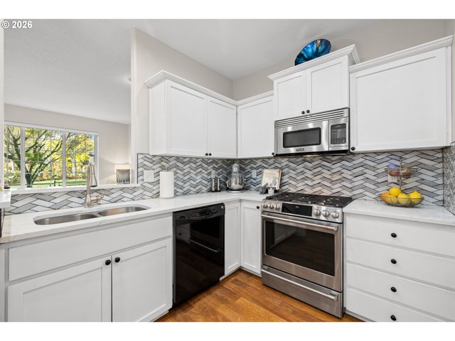 1193 Se ALIKA Ave, Hillsboro, OR 97123