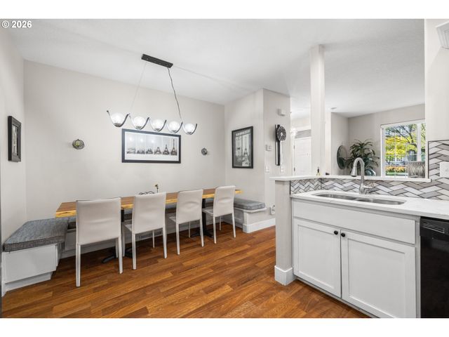 1193 Se ALIKA Ave, Hillsboro, OR 97123