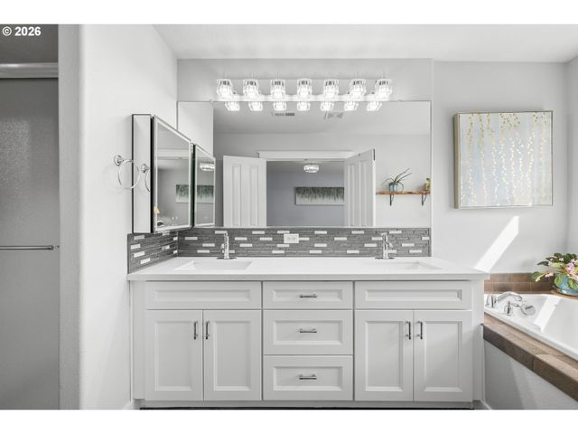 1193 Se ALIKA Ave, Hillsboro, OR 97123