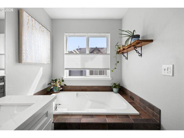 1193 Se ALIKA Ave, Hillsboro, OR 97123