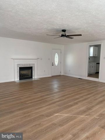 205 CEDAR BEACH DR, Prince Frederick, MD 20678