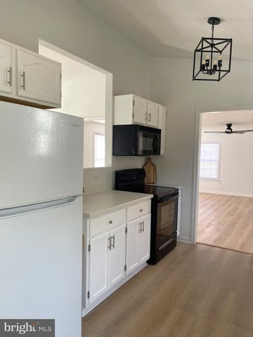 205 CEDAR BEACH DR, Prince Frederick, MD 20678