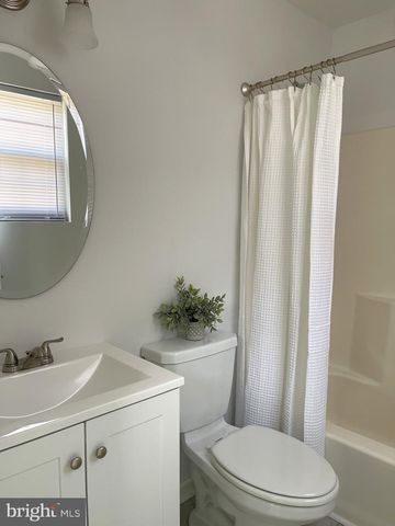 205 CEDAR BEACH DR, Prince Frederick, MD 20678