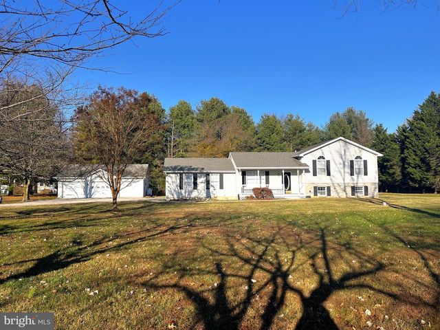 205 CEDAR BEACH DR, Prince Frederick, MD 20678