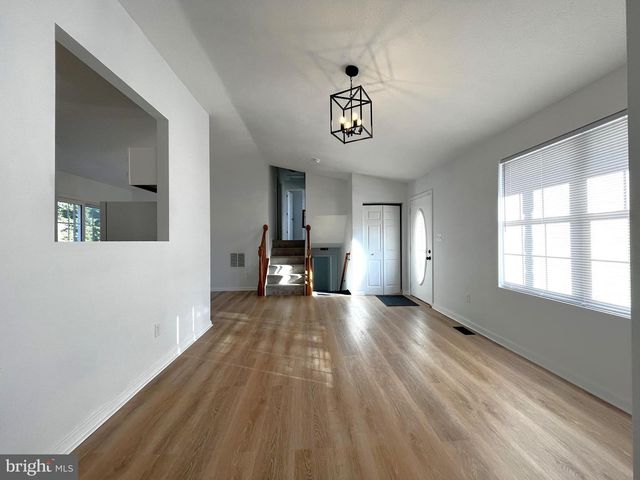 205 CEDAR BEACH DR, Prince Frederick, MD 20678