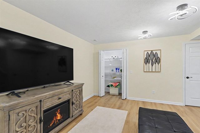 10266 Schrier Lane, Portage, MI 49024