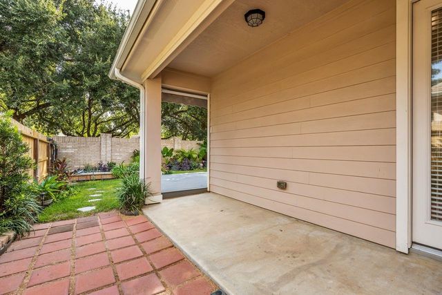 17234 Hartridge Drive, Houston, TX 77090