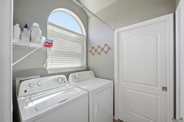 1701 Charter Oak, Canyon Lake, TX 78133