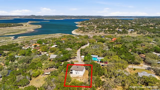1701 Charter Oak, Canyon Lake, TX 78133