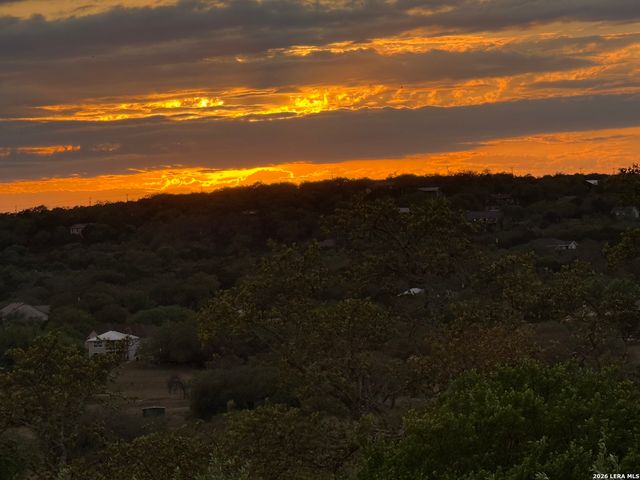 1701 Charter Oak, Canyon Lake, TX 78133
