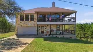 1701 Charter Oak, Canyon Lake, TX 78133