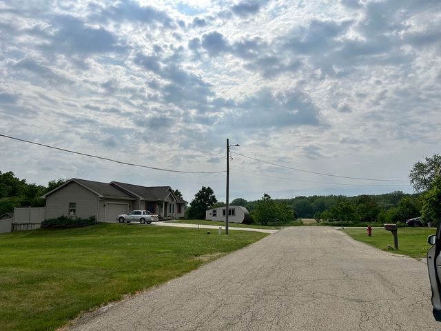 511 W Washington Street, Utica, IL 61373