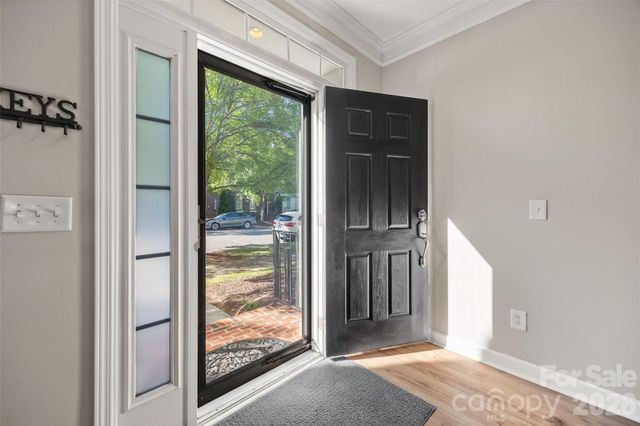 9821 Longstone Lane, Charlotte, NC 28277