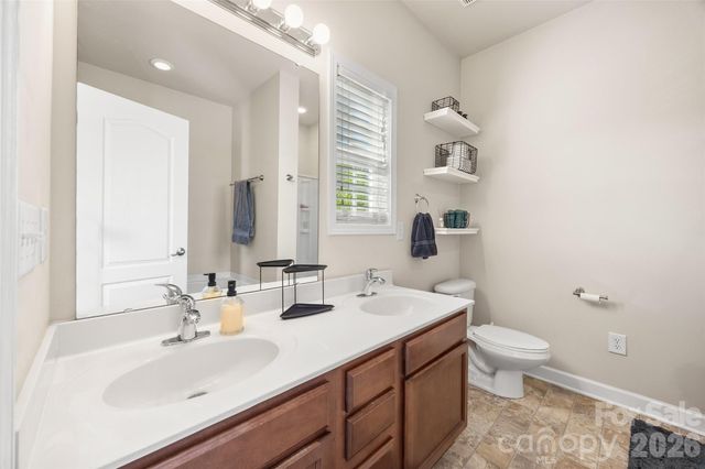 9821 Longstone Lane, Charlotte, NC 28277