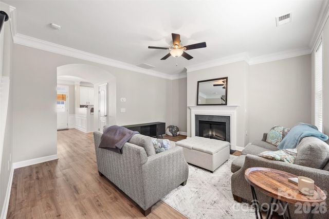 9821 Longstone Lane, Charlotte, NC 28277