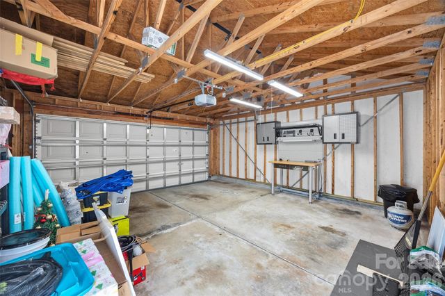 9821 Longstone Lane, Charlotte, NC 28277