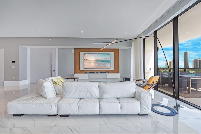 5000 ISLAND ESTATES Drive 805, Aventura, FL 33160