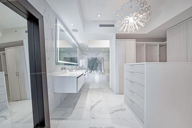 5000 ISLAND ESTATES Drive 805, Aventura, FL 33160