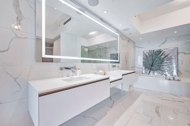 5000 ISLAND ESTATES Drive 805, Aventura, FL 33160