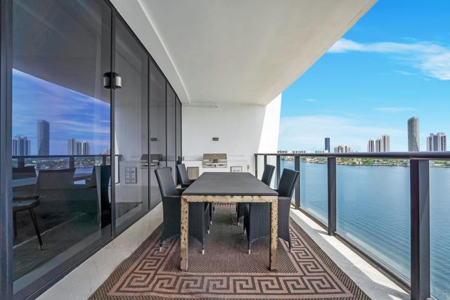 5000 ISLAND ESTATES Drive 805, Aventura, FL 33160