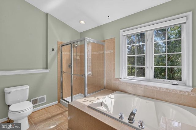 2476 CHEYENNE DR, Gambrills, MD 21054