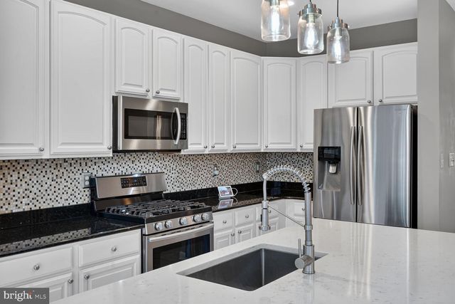 2476 CHEYENNE DR, Gambrills, MD 21054