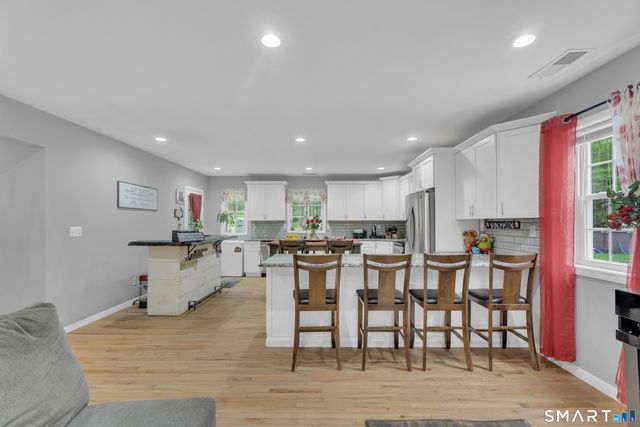 680 Killingworth Road, Haddam, CT 06441
