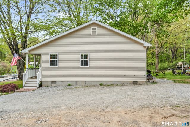 680 Killingworth Road, Haddam, CT 06441