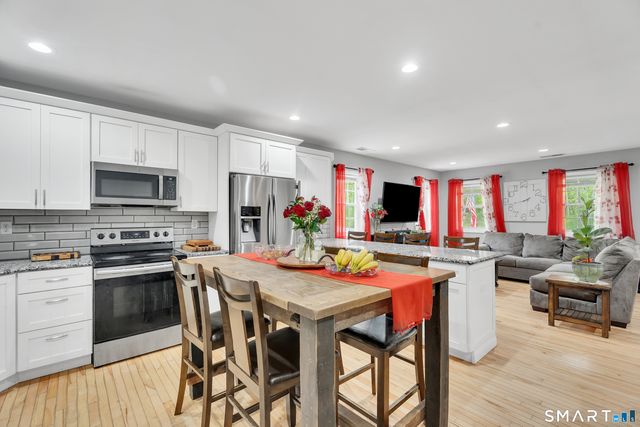 680 Killingworth Road, Haddam, CT 06441