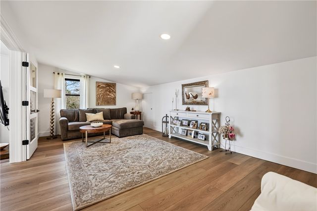 2501 Lake Road, Ontario, NY 14519