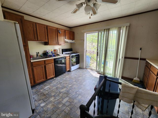 12 STEVENS AVE, New Castle, DE 19720