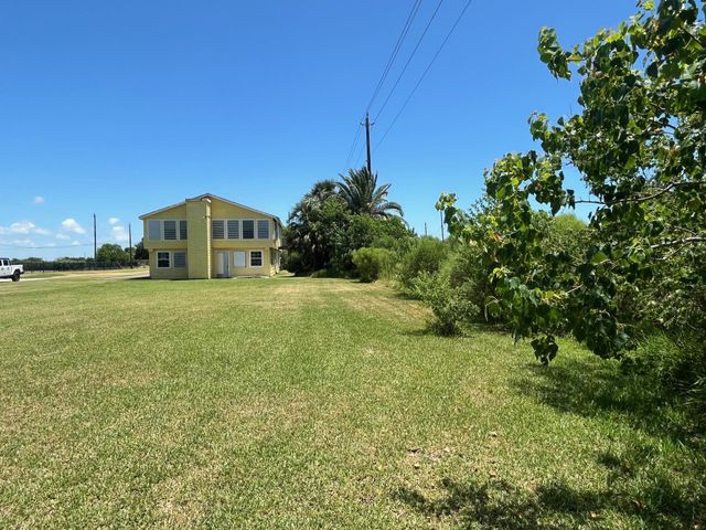 11648 Zingleman Road, Galveston, TX 77554