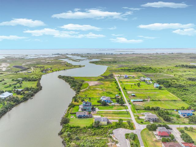 11648 Zingleman Road, Galveston, TX 77554
