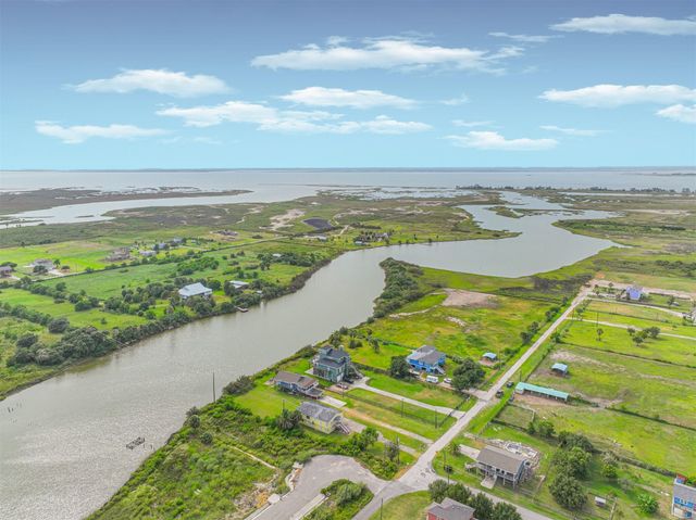 11648 Zingleman Road, Galveston, TX 77554