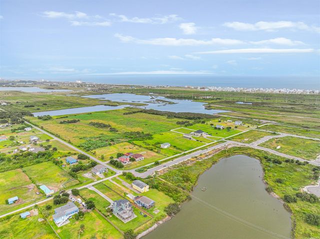 11648 Zingleman Road, Galveston, TX 77554