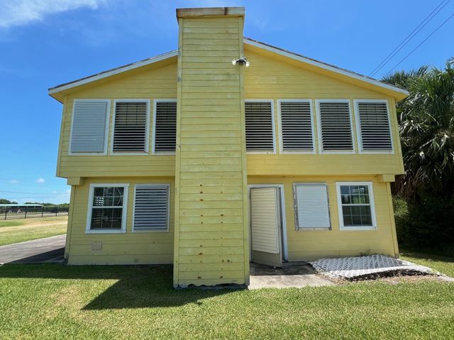 11648 Zingleman Road, Galveston, TX 77554