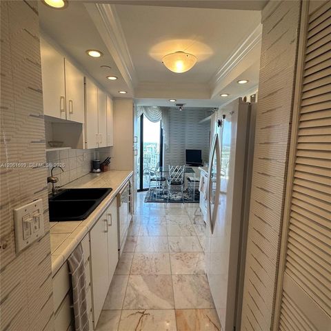 4000 Towerside Ter 2107, Miami, FL 33138