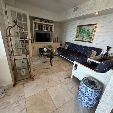 4000 Towerside Ter 2107, Miami, FL 33138