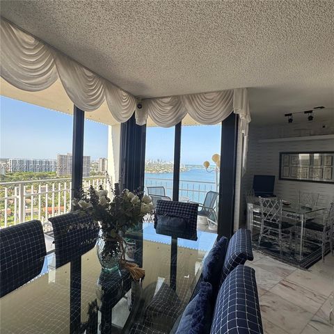 4000 Towerside Ter 2107, Miami, FL 33138