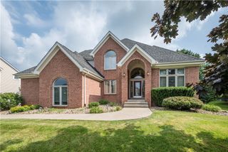 170 Pinehurst Dr, Cranberry Twp, PA 16066