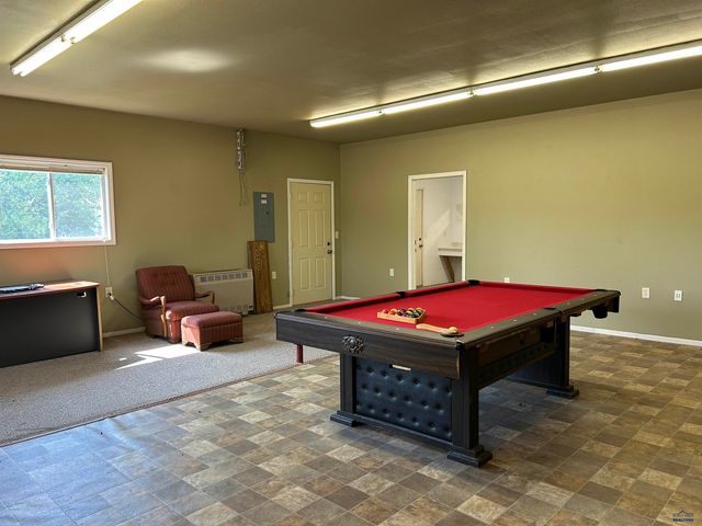 209 PIERRE, Vale, SD 57788