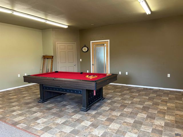 209 PIERRE, Vale, SD 57788