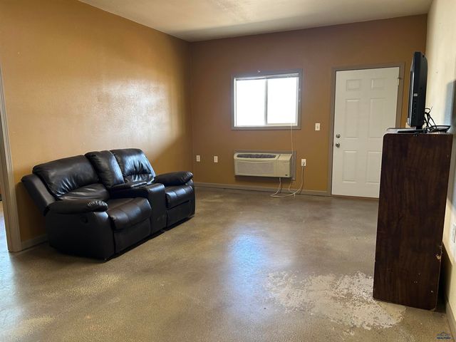 209 PIERRE, Vale, SD 57788